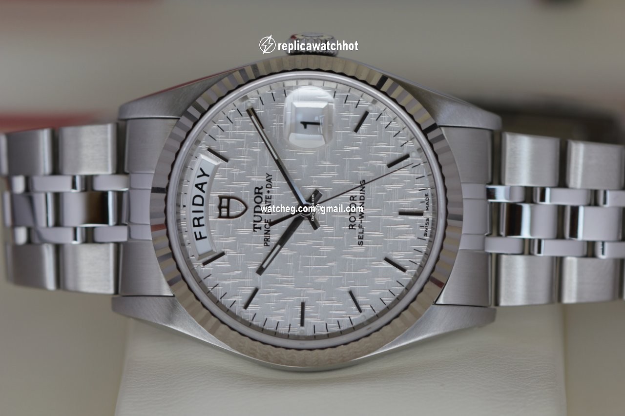 Tudor Prince Date Mens watch Unisex Automatic Steel 76214 Linen dial 4