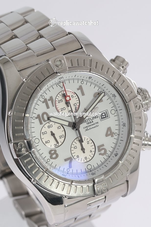 Breitling Super Avenger Mens watch Unisex Automatic Steel A1337011 A660 4