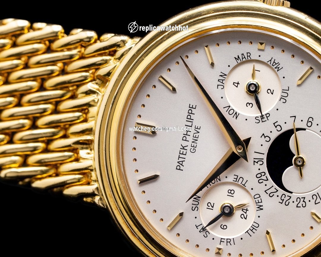 Patek Philippe Mens watch Unisex Automatic Yellow gold 3945 1 4