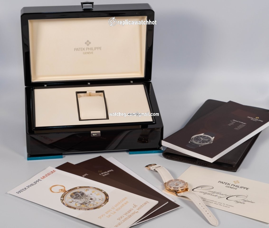 Patek Philippe Annual Calendar Womens watch Automatic Rose gold 4936R 4