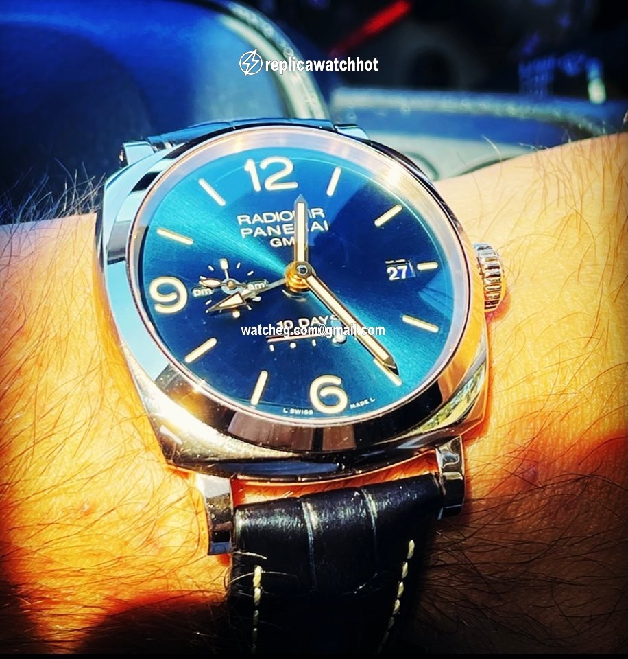Panerai Special Editions Mens watch Unisex Automatic Rose gold PAM 00659 4