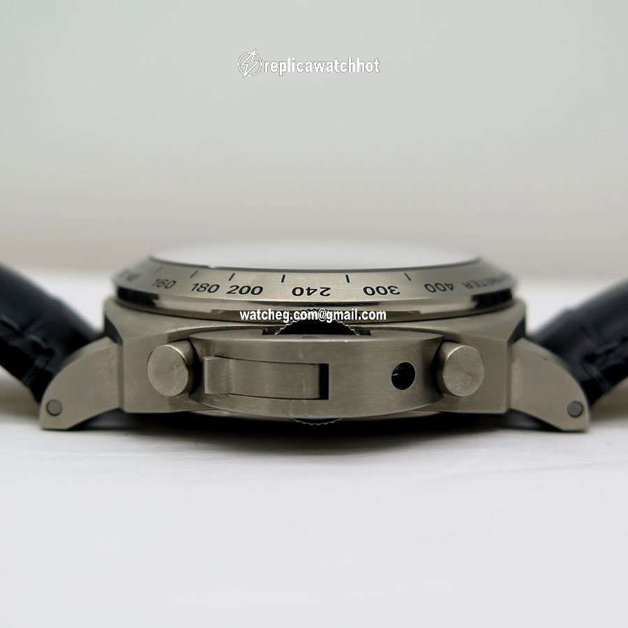 Panerai Luminor Chrono Titanium PAM 326 4