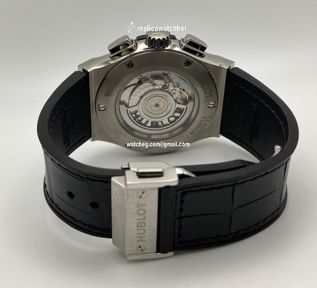 Hublot Classic Fusion Aerofusion Mens watch Unisex Automatic Titanium 525.NX.0170.LR 4