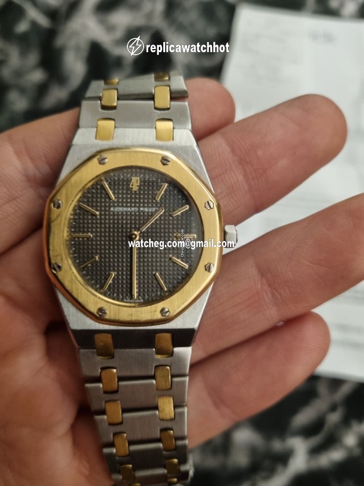 Audemars Piguet Royal Oak Mens watch Unisex Quartz Gold Steel 56143SA 4