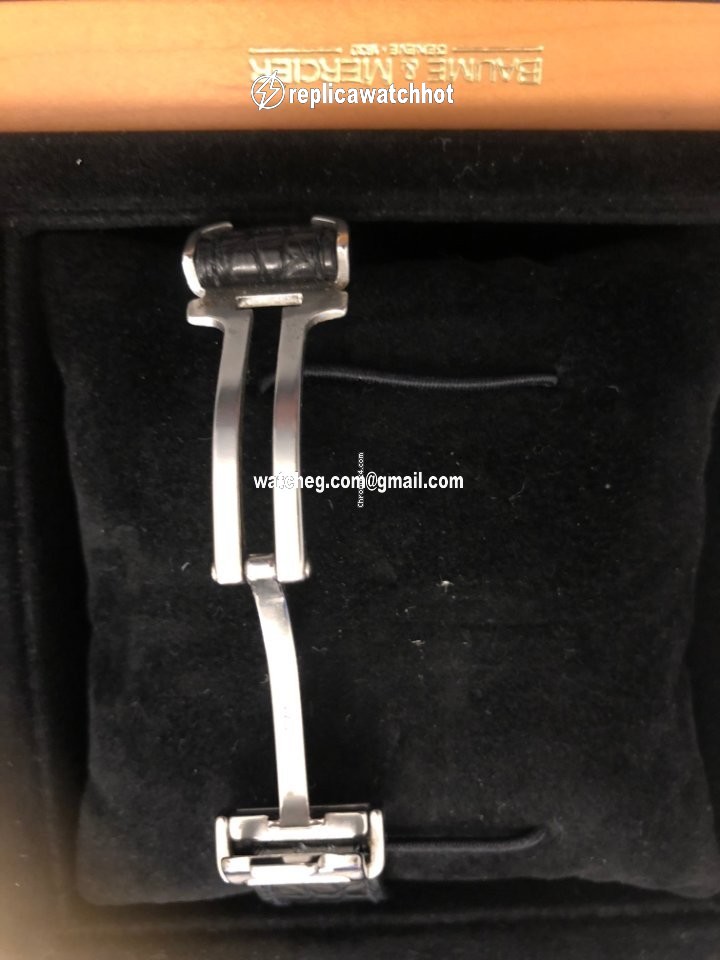 Baume & Mercier Hampton Womens watch Automatic M0A08253 4