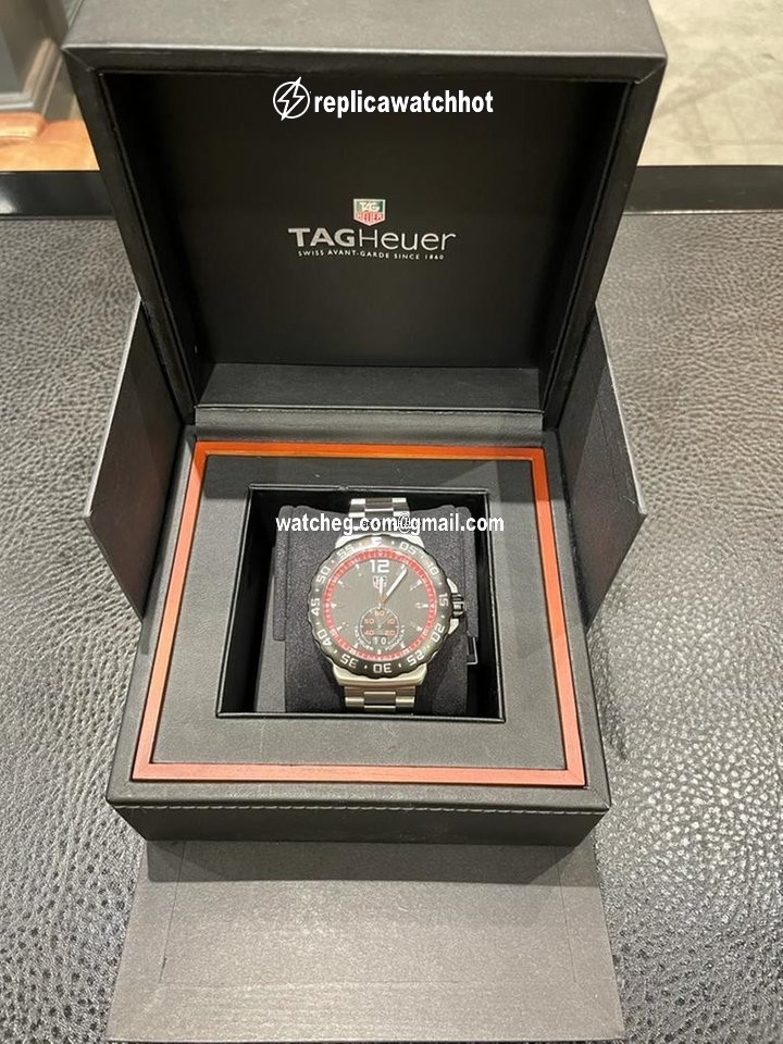 TAG Heuer Formula 1 Quartz Mens watch Unisex Quartz Steel WAU1114.BA0858 4