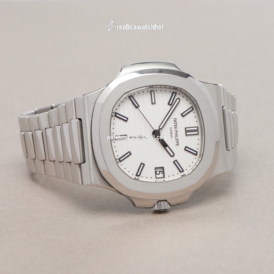 Patek Philippe Nautilus Mens watch Unisex Automatic Steel 5711 1A-011 4