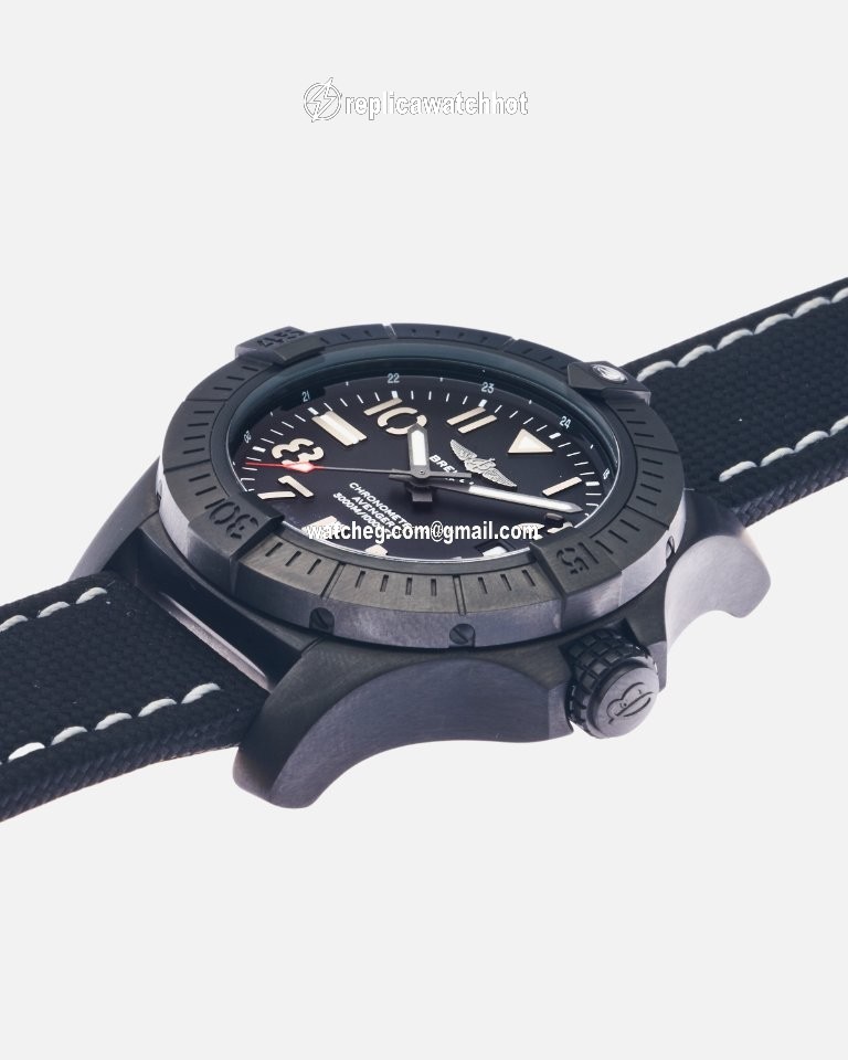 Breitling Avenger Mens watch Unisex Automatic Titanium V17319101B1X1 4