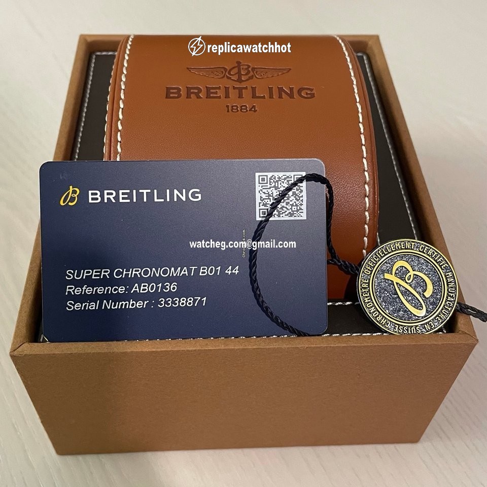 Breitling Chronomat Mens watch Unisex Automatic Steel AB0136161C1S1 4