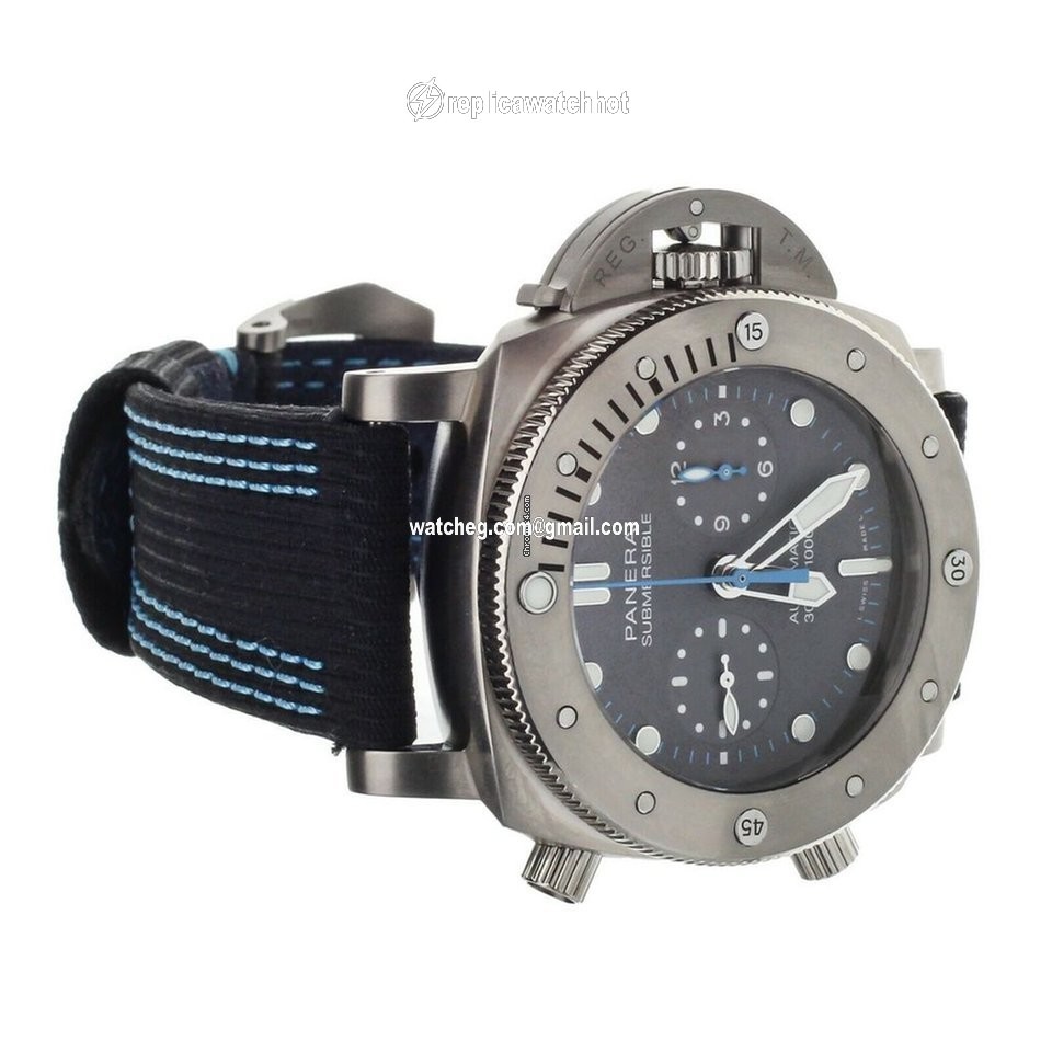 Panerai Luminor Submersible Mens watch Unisex Automatic Titanium PAM1027 4