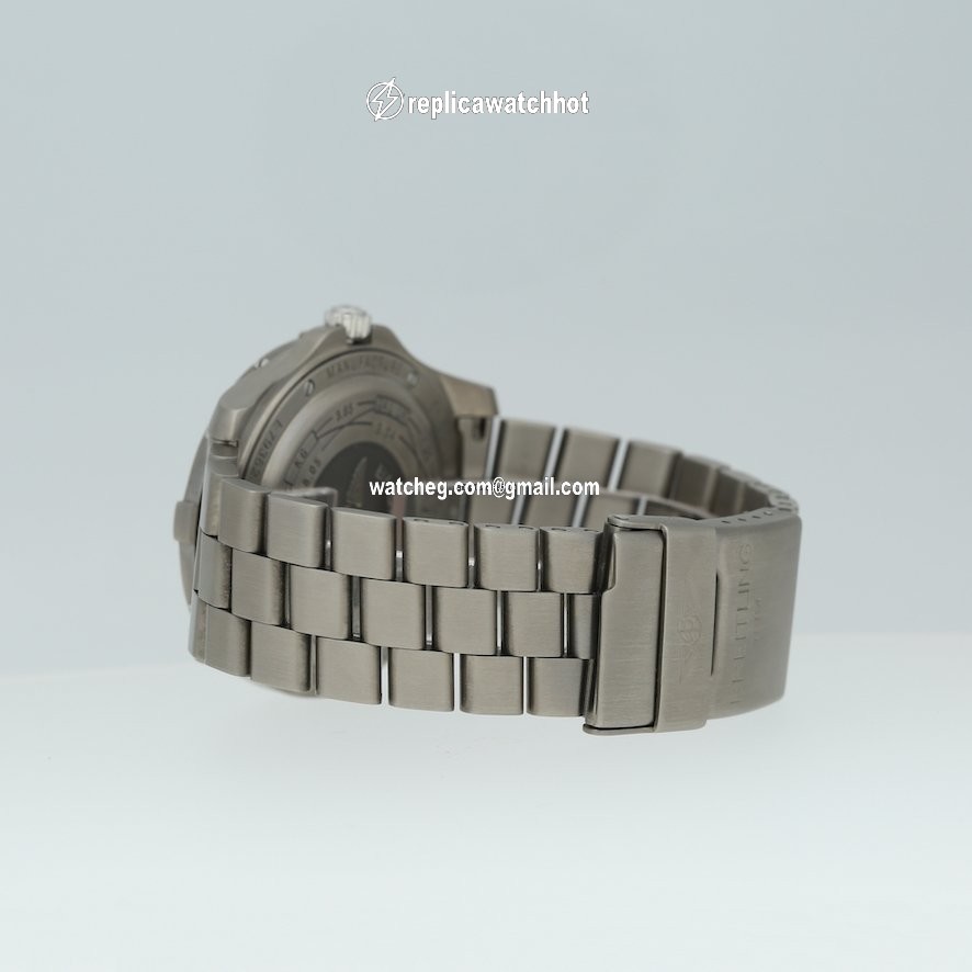Breitling Aerospace Avantage Mens watch Unisex Quartz Titanium E7936210 4