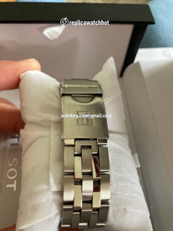 Tissot PRC 200 Mens watch Unisex Automatic Steel T055.430.11.057.00 4