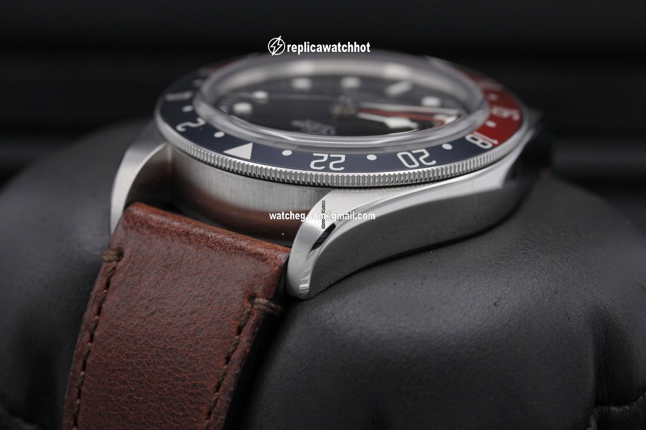 Tudor Black Bay GMT Steel 79830 4
