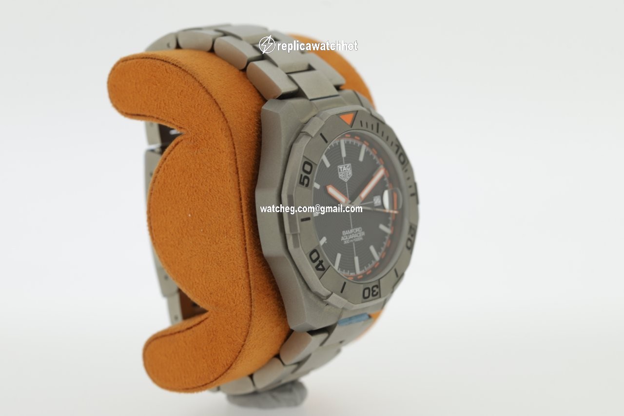 TAG Heuer Aquaracer 300M Mens watch Unisex Automatic Titanium WAY208F.BF0638 4