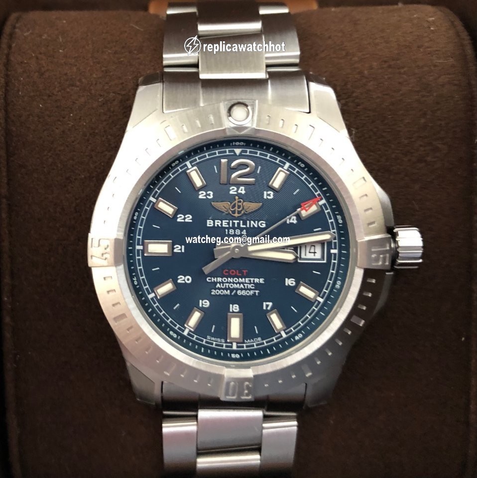 Breitling Chronomat Colt Mens watch Unisex Automatic Steel A17313101C1A1 4