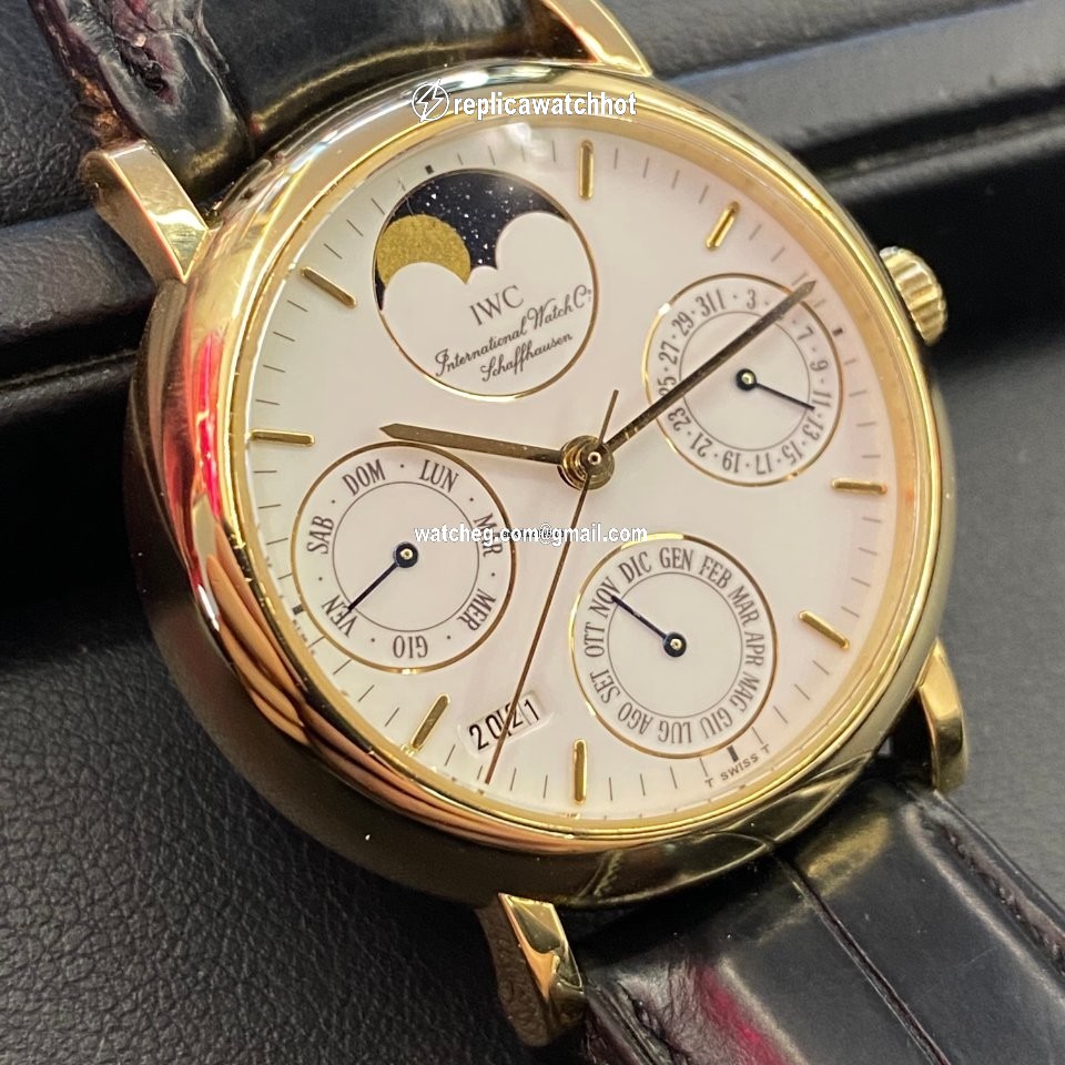 IWC Portofino Mens watch Unisex Automatic Yellow gold IW3541 4