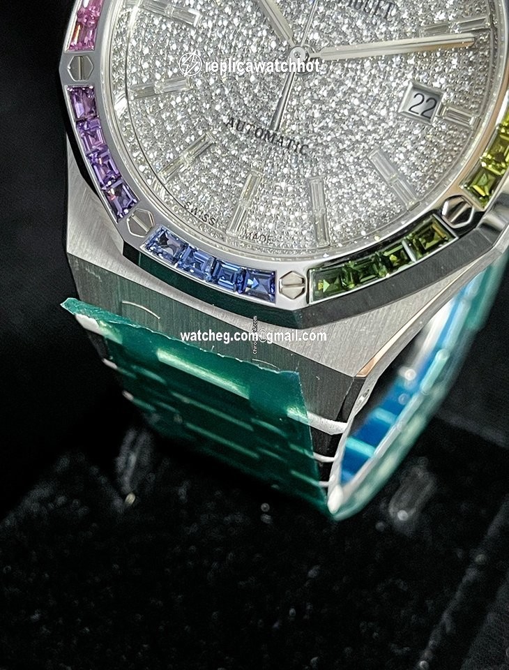 Audemars Piguet Royal Oak Mens watch Unisex Automatic White gold 15413BC.YY.1220BC.01 4