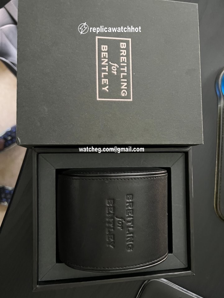 Breitling Bentley Barnato Steel A2536621 G732 4