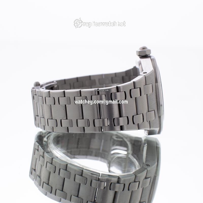 Audemars Piguet Royal Oak Lady Womens watch Quartz Steel 67600st.oo.1210st.01 4