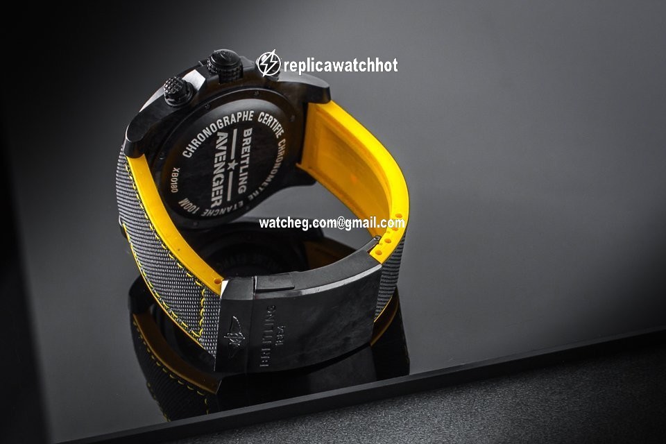 Breitling Avenger Hurricane Mens watch Unisex Automatic XB0180 4