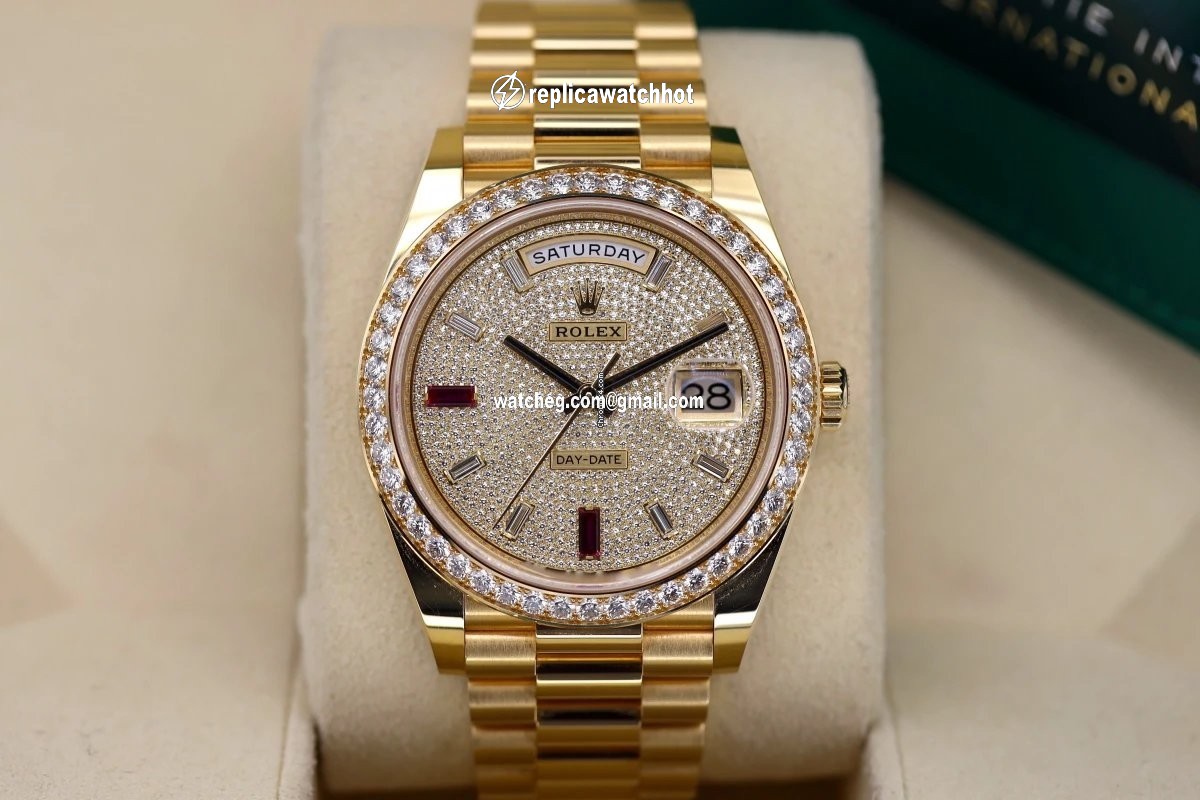 Rolex Day-Date 40 Mens watch Unisex Gold Steel Automatic 228348RBR 4