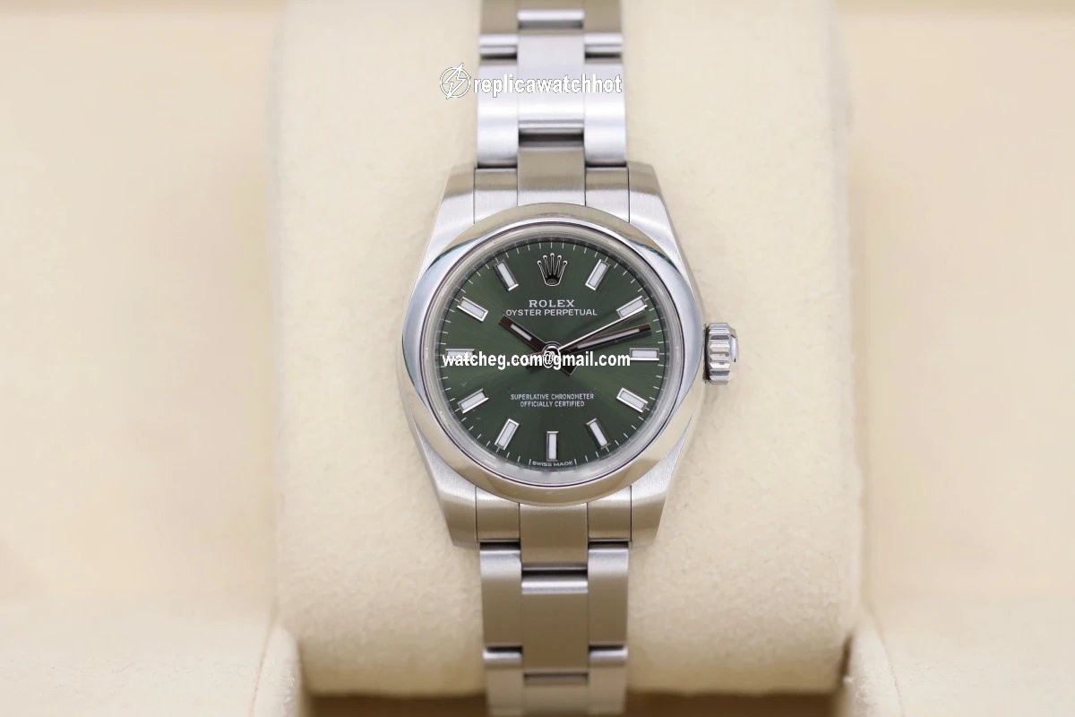 Rolex Oyster Perpetual 26 Womens watch Steel Automatic 176200 4