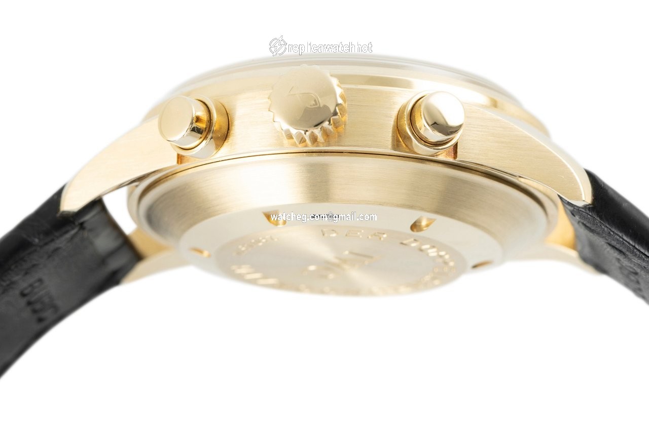 IWC Pilot Double Chronograph Mens watch Unisex Automatic Yellow gold 3711 4