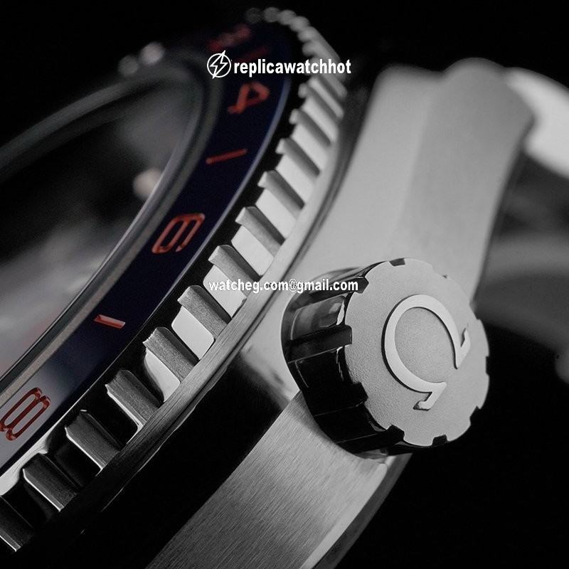 Omega Seamaster Planet Ocean Mens watch Unisex Automatic Steel 232.30.44.22.03.001 4