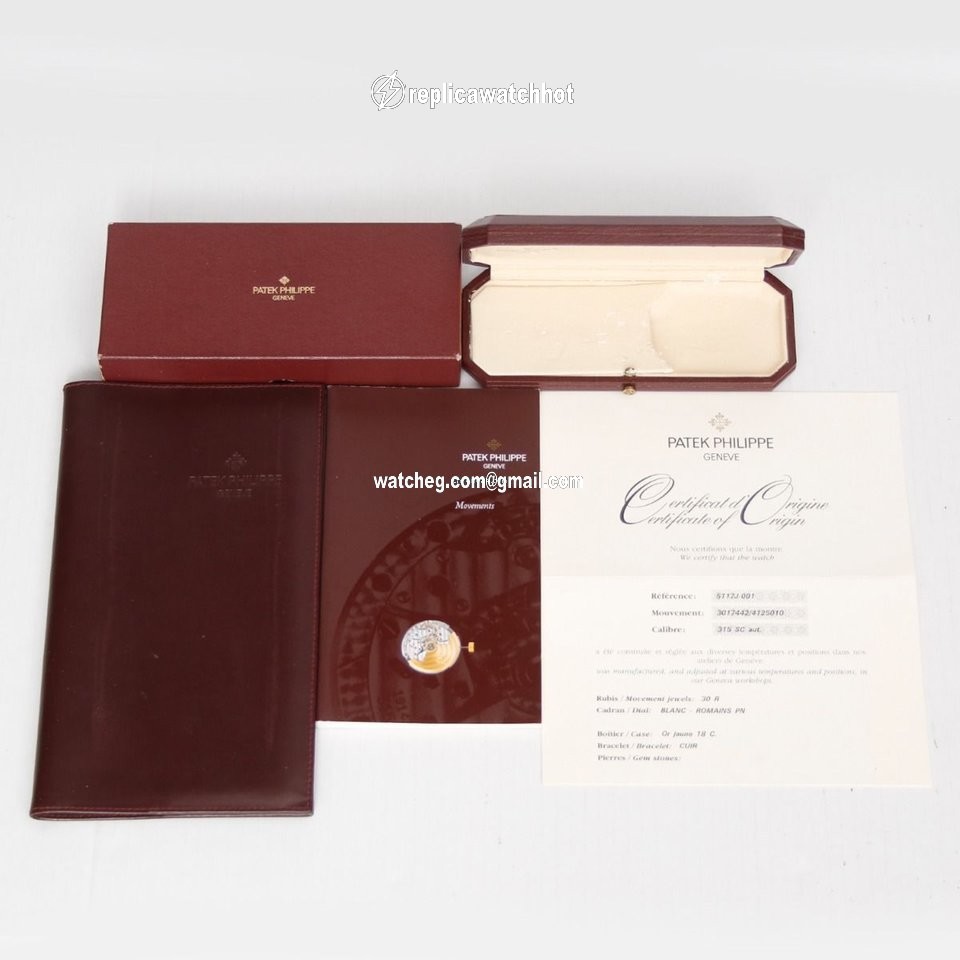 Patek Philippe Calatrava Mens watch Unisex Automatic Yellow gold 5117 J 4