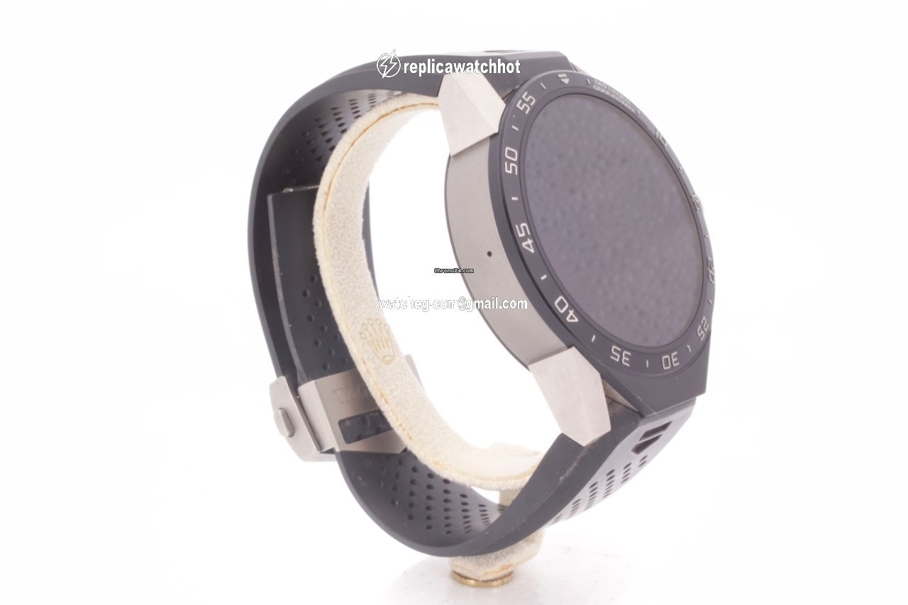 TAG Heuer Connected Mens watch Unisex Quartz Titanium SAR8A80.FT6070 4