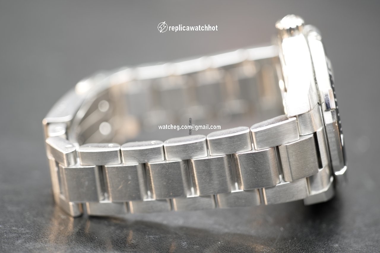 TAG Heuer Aquaracer 300M Automatic Steel WAY201A 4