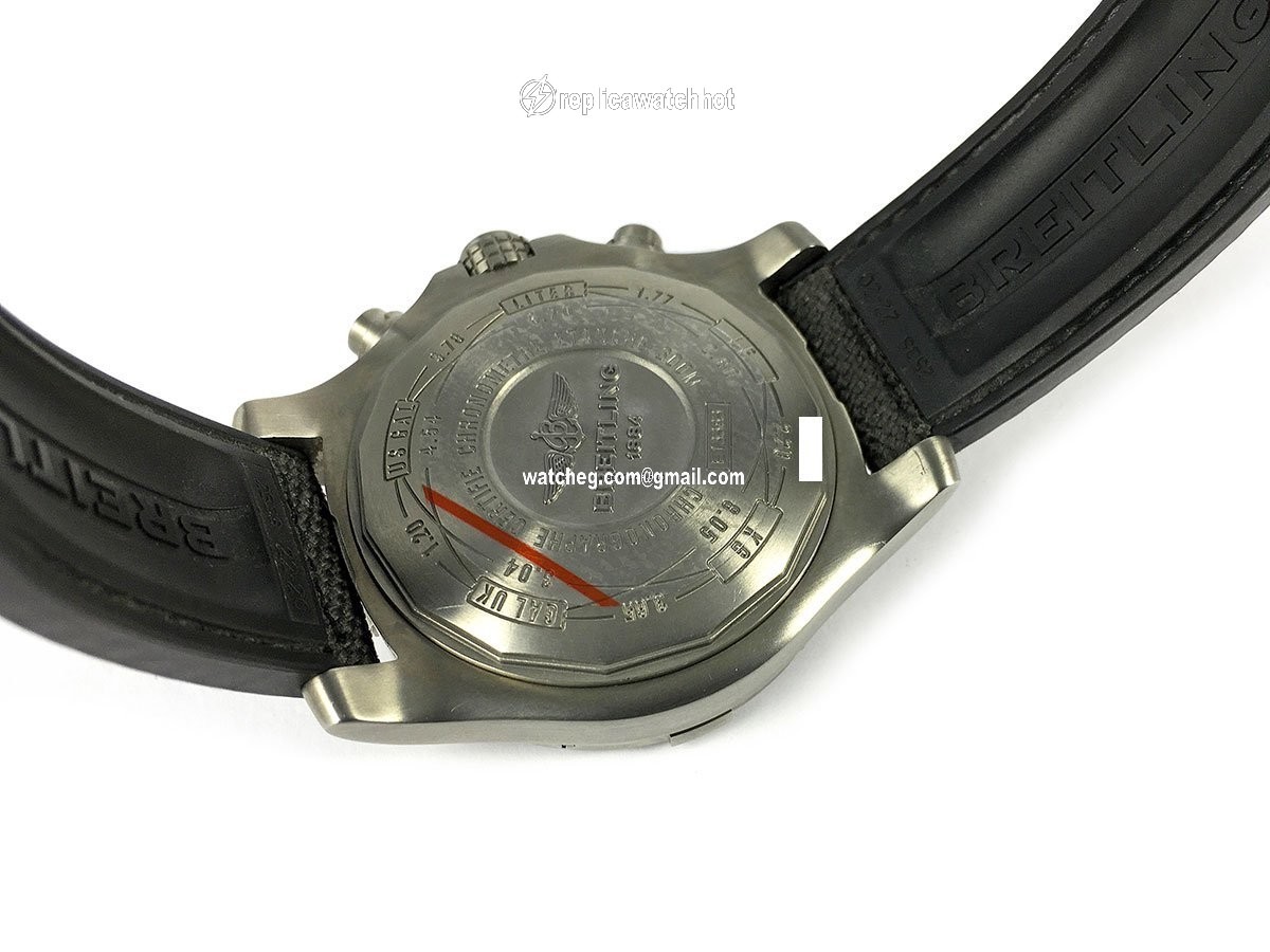 Breitling Avenger Bandit Mens watch Unisex Automatic Titanium E1338310 M534 253S E20DSA.2 4