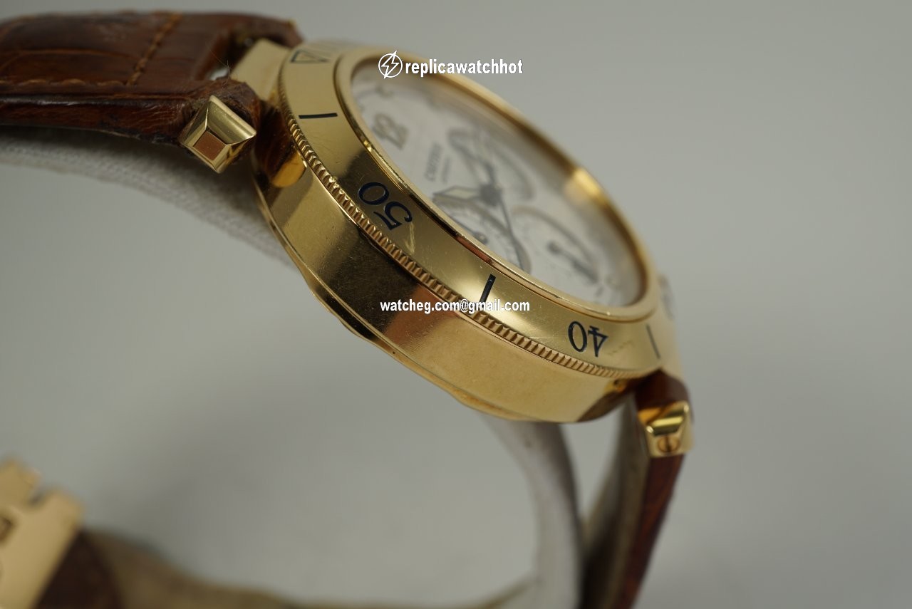 Cartier Pasha Mens watch Unisex Automatic Yellow gold 2111 4