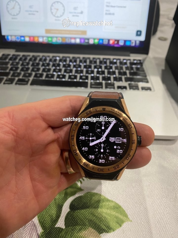 TAG Heuer Connected Mens watch Unisex Quartz Rose gold SBF8A5000.32FT6110 4