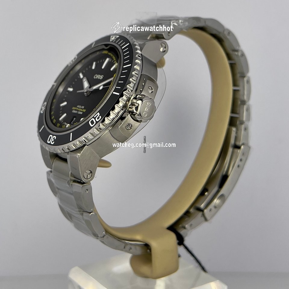 Oris Aquis Depth Gauge Mens watch Unisex Automatic Steel 01 733 7755 4154-Set MB 4
