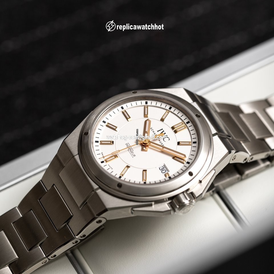 IWC Ingenieur Automatic Automatic Steel IW323906 4