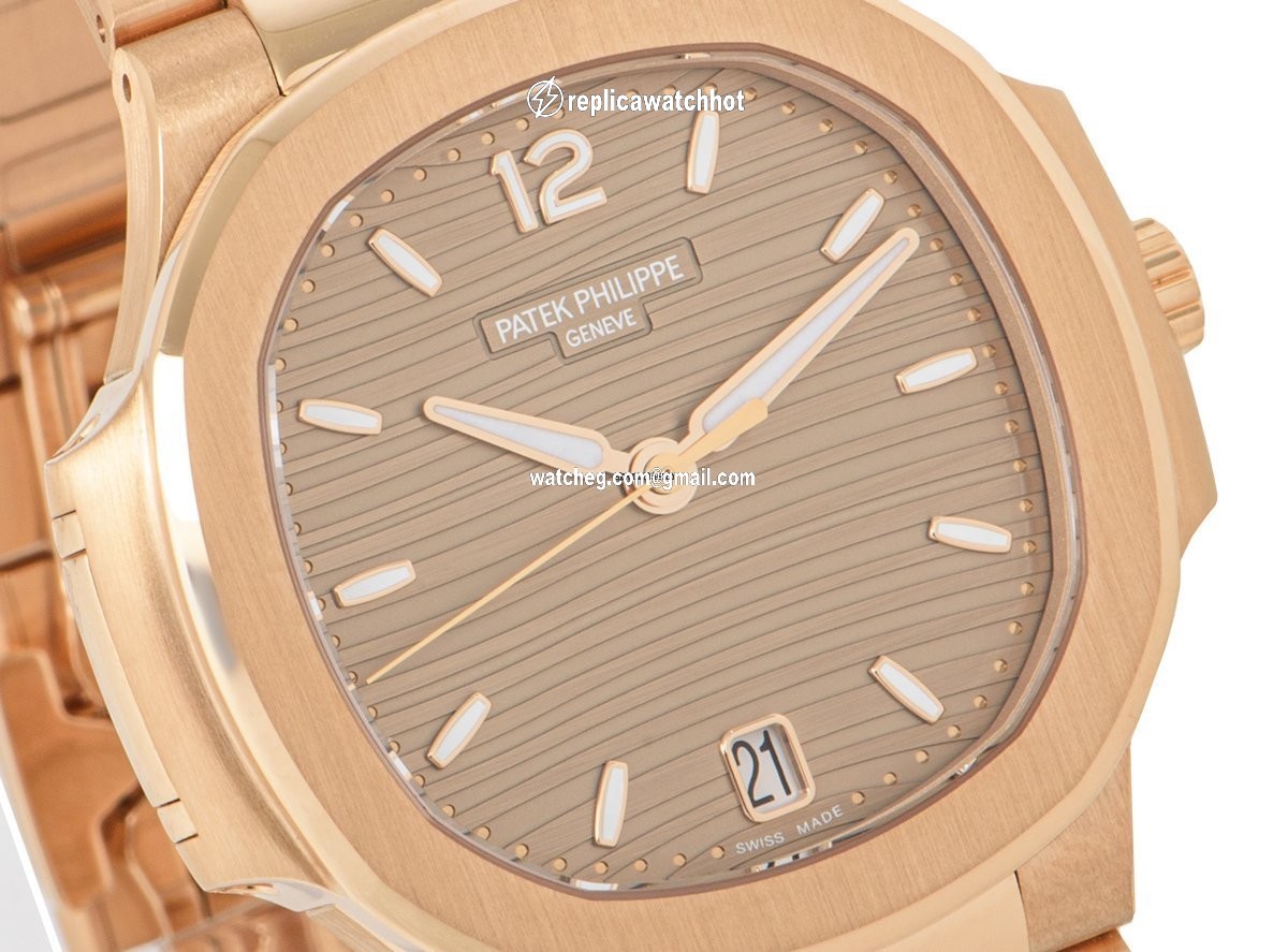 Patek Philippe Nautilus Womens watch Automatic Rose gold 7118 1R-010 4