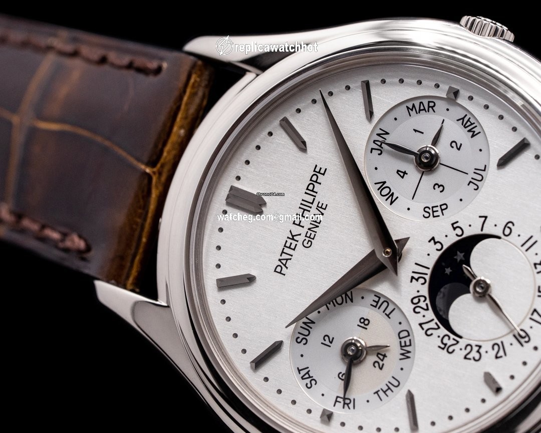 Patek Philippe Perpetual Calendar Mens watch Unisex Automatic White gold 3940G 4