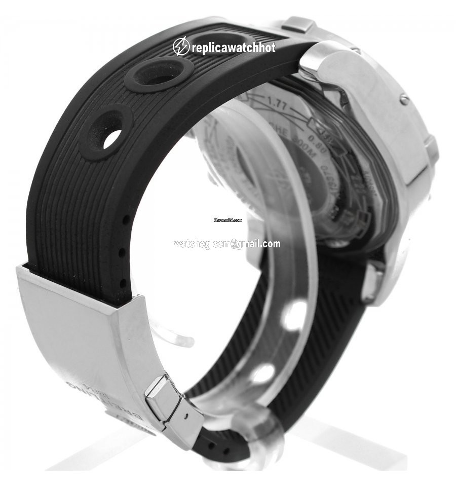 Breitling Super Avenger Automatic Steel A1337011.B907 4