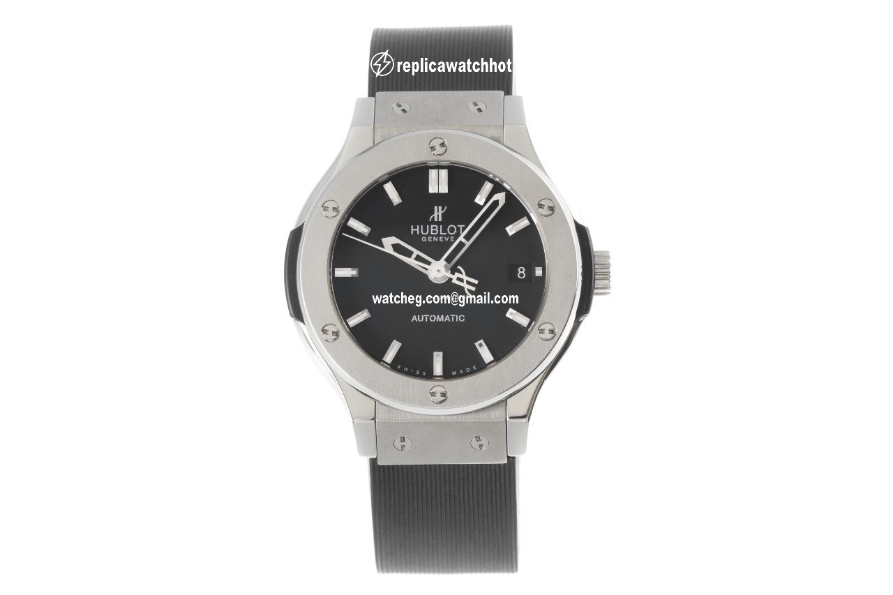 Hublot Classic Fusion 45, 42, 38, 33 mm Mens watch Unisex Automatic Titanium 565.NX.1170.LR 4