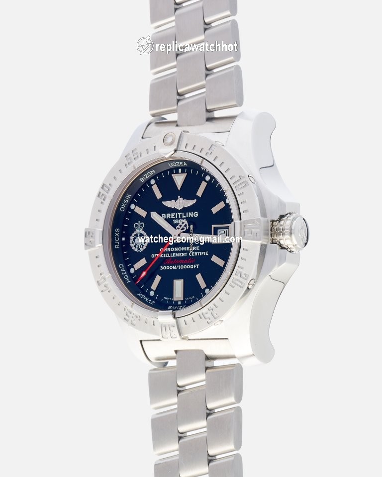 Breitling Avenger Seawolf Mens watch Unisex Automatic A17330 4