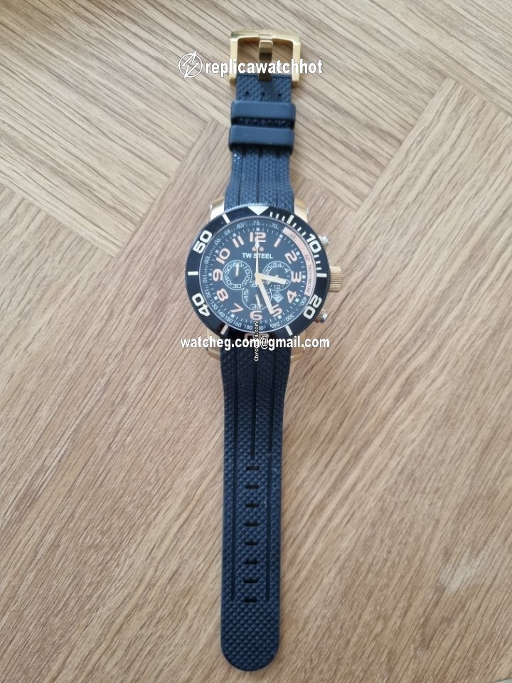 TW Steel Mens watch Unisex Quartz Rose gold TW92 4