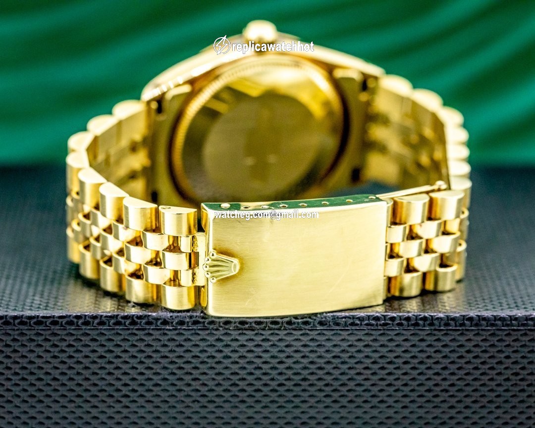 Rolex Oyster Perpetual Date Mens watch Unisex Yellow gold Automatic 15007 4