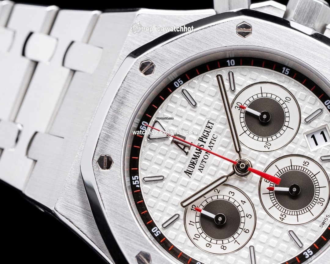 Audemars Piguet Royal Oak Chronograph Mens watch Unisex Automatic Steel 26300ST.OO.1110ST.06 4