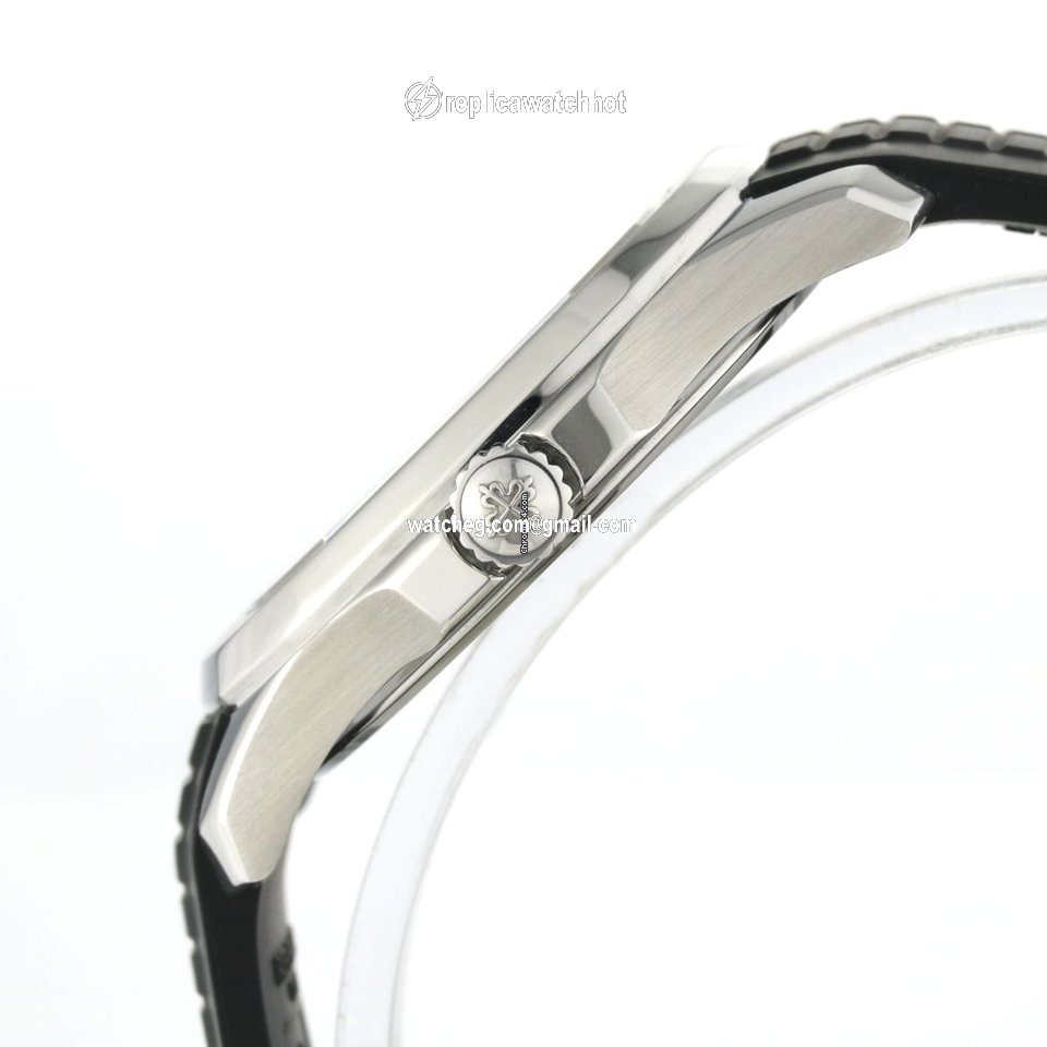 Patek Philippe Aquanaut Automatic Steel 5165 4
