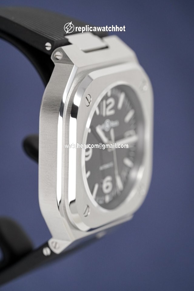 Bell & Ross BR 05 Automatic Steel BR05A.BL.ST.SRB 4