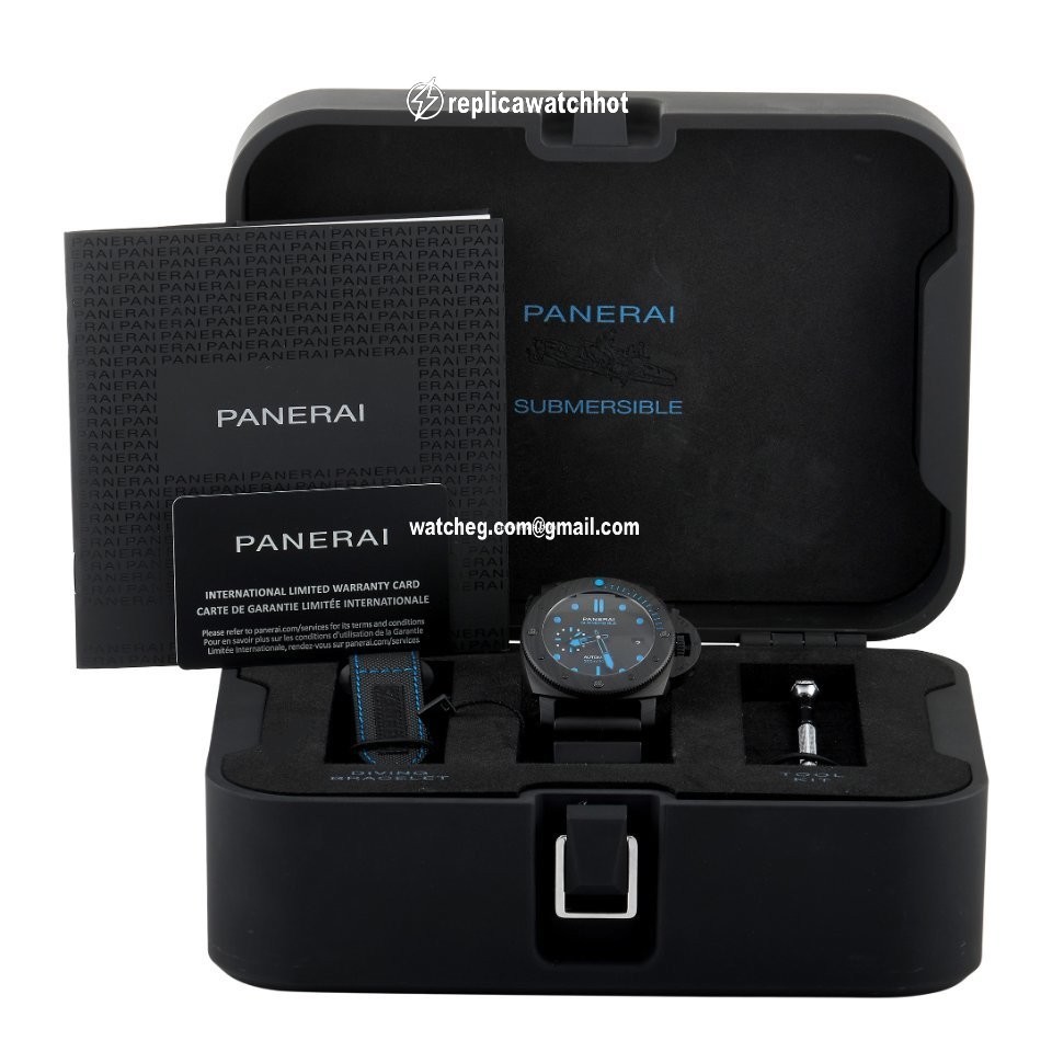 Panerai Luminor GMT Automatic Mens watch Unisex Automatic Carbon PAM01616 4