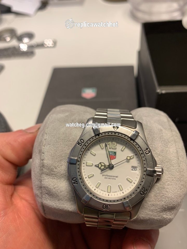 TAG Heuer 2000 Mens watch Unisex Quartz WK1211 4