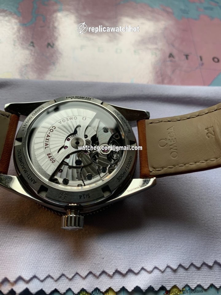Omega Seamaster 300 Mens watch Unisex Automatic 23332412101002 4