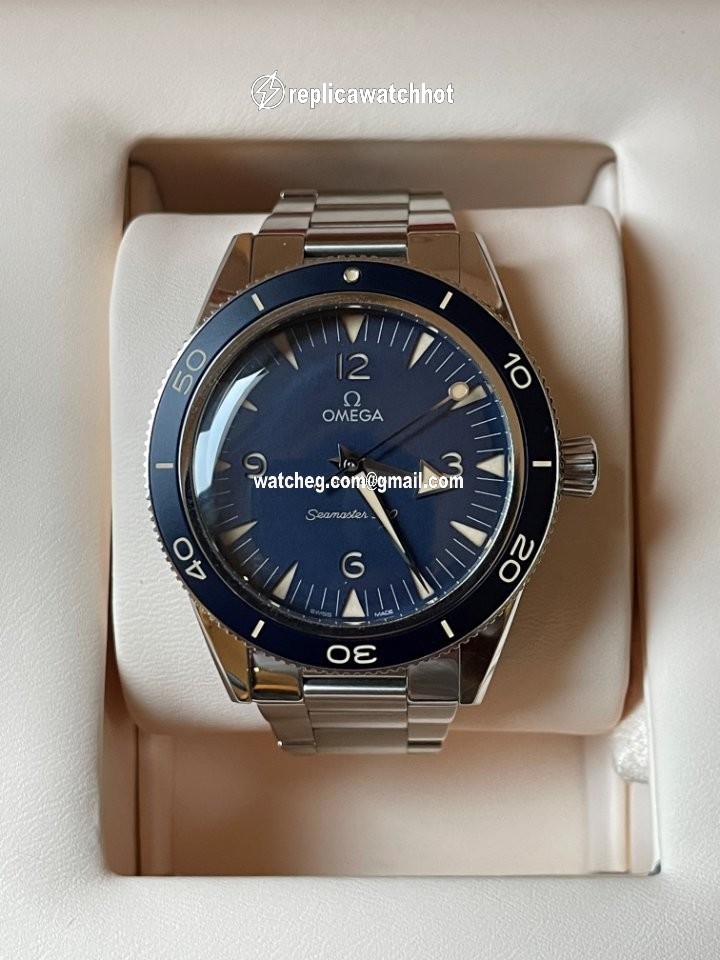 Omega Seamaster 300 Mens watch Unisex Automatic Steel 234.30.41.21.03.001 4